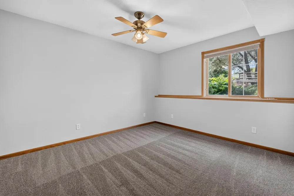 206 Hunters Court Eagle Lake, MN 56024