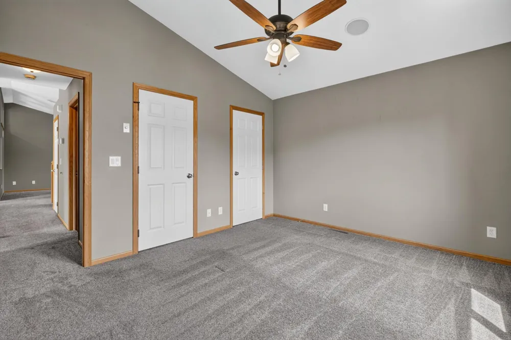206 Hunters Court Eagle Lake, MN 56024