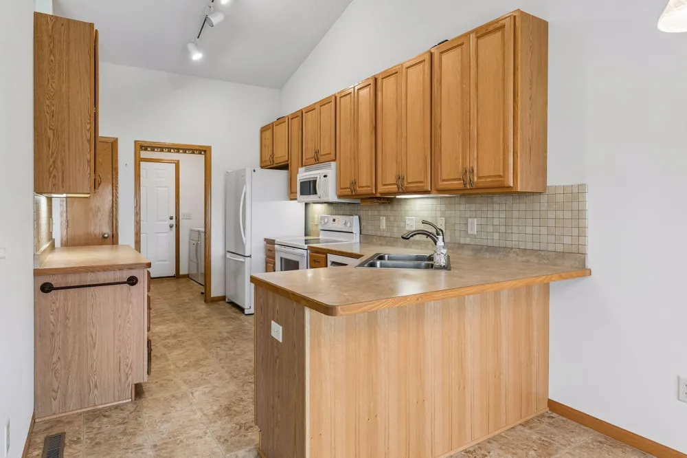 2007 14th Street NE Faribault, MN 55021