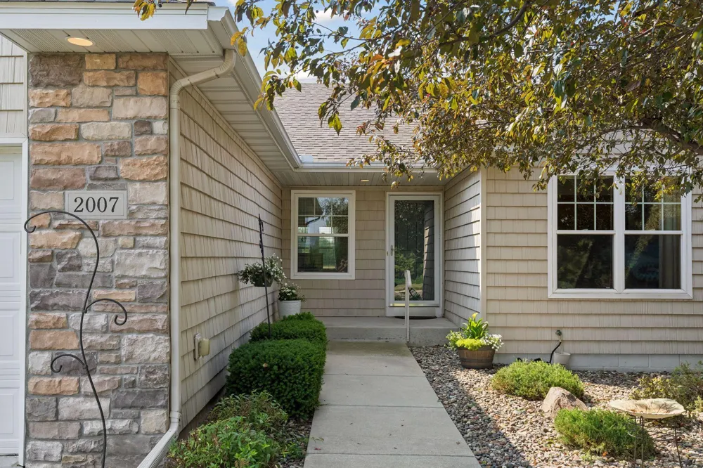2007 14th Street NE Faribault, MN 55021