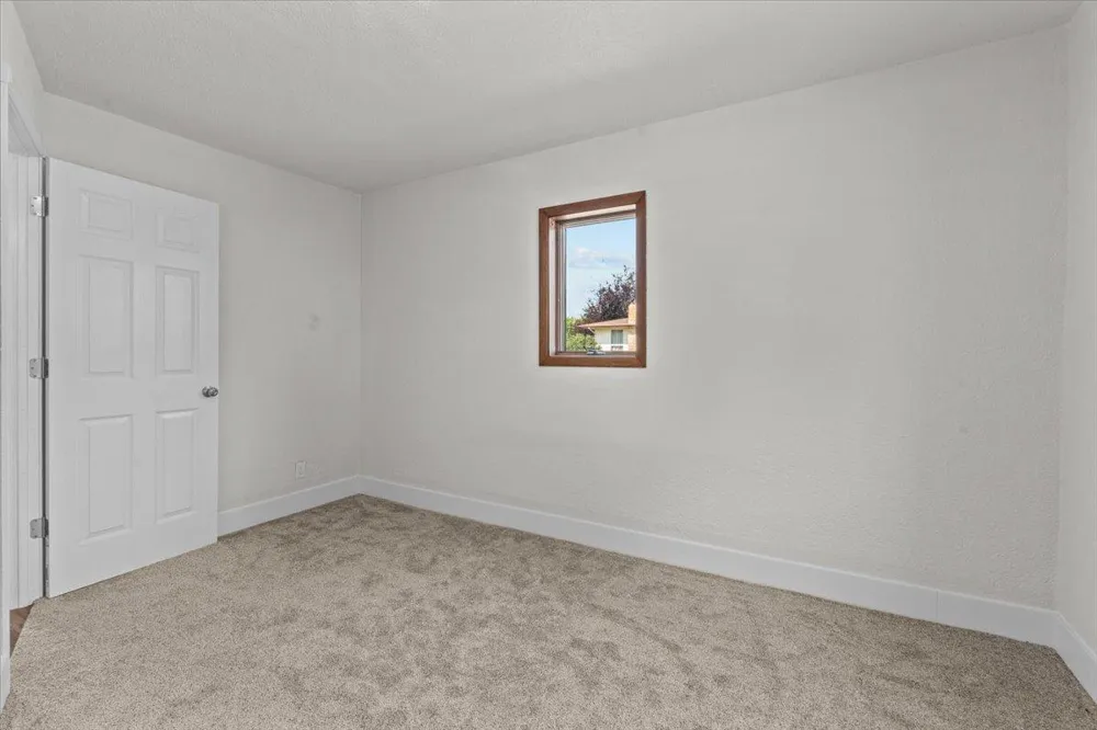 422 2nd Street Wahpeton, ND 58075