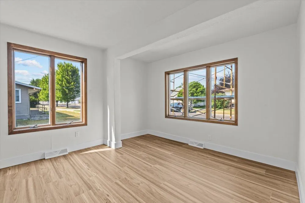422 2nd Street Wahpeton, ND 58075