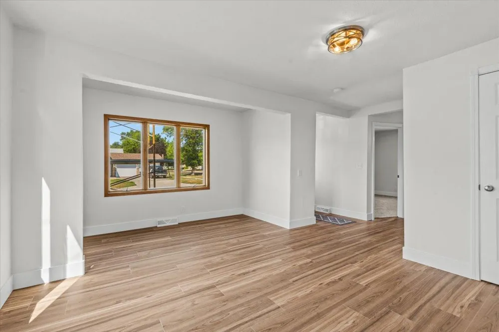 422 2nd Street Wahpeton, ND 58075