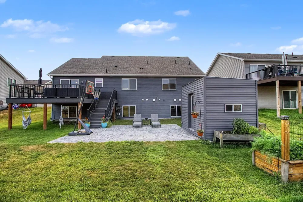 908 Ashford Road Belle Plaine, MN 56011