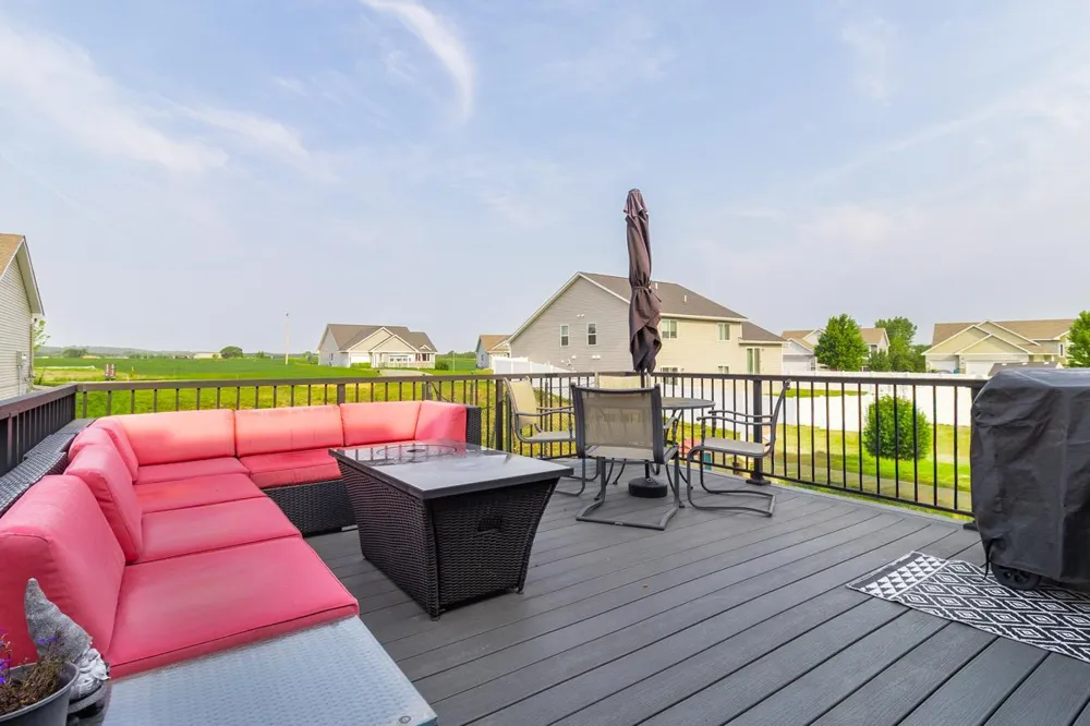 908 Ashford Road Belle Plaine, MN 56011