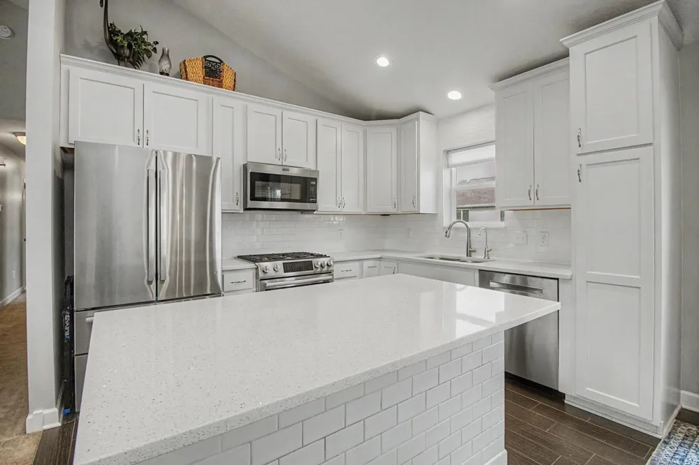 908 Ashford Road Belle Plaine, MN 56011