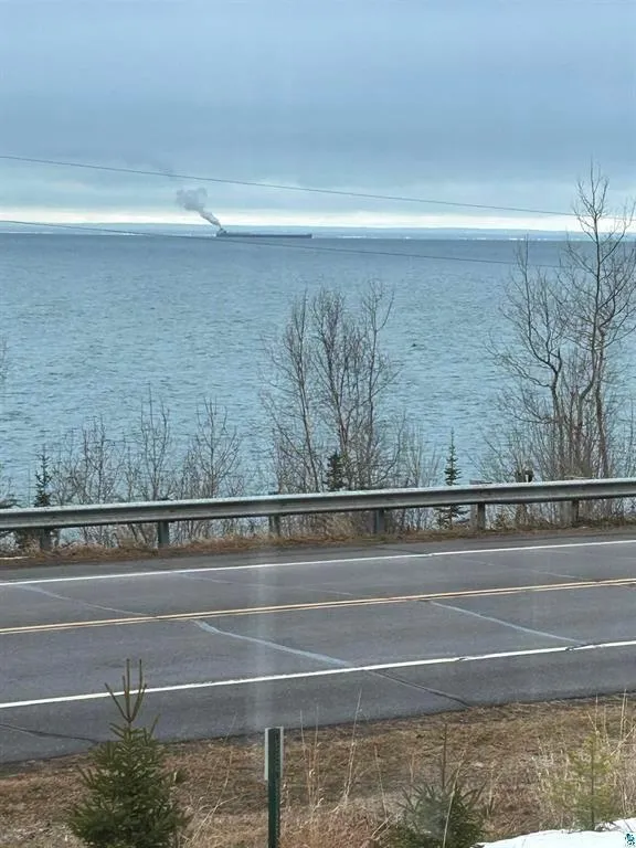 5845 Shore Drive Duluth, MN 55804
