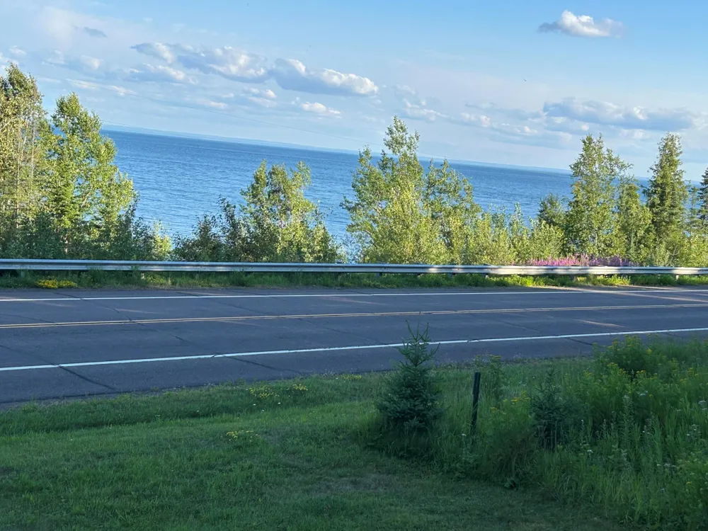 5845 Shore Drive Duluth, MN 55804