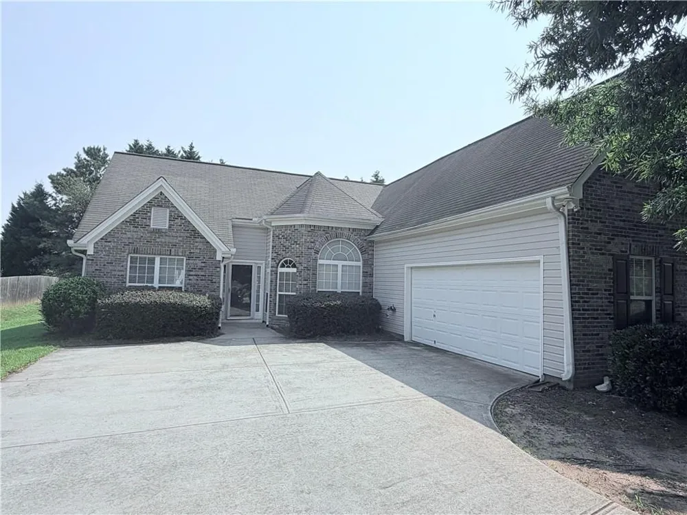 3816 Landing Terrace Loganville, GA 30052