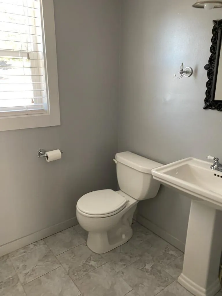1719 Grand Avenue Liberty, TX 77575