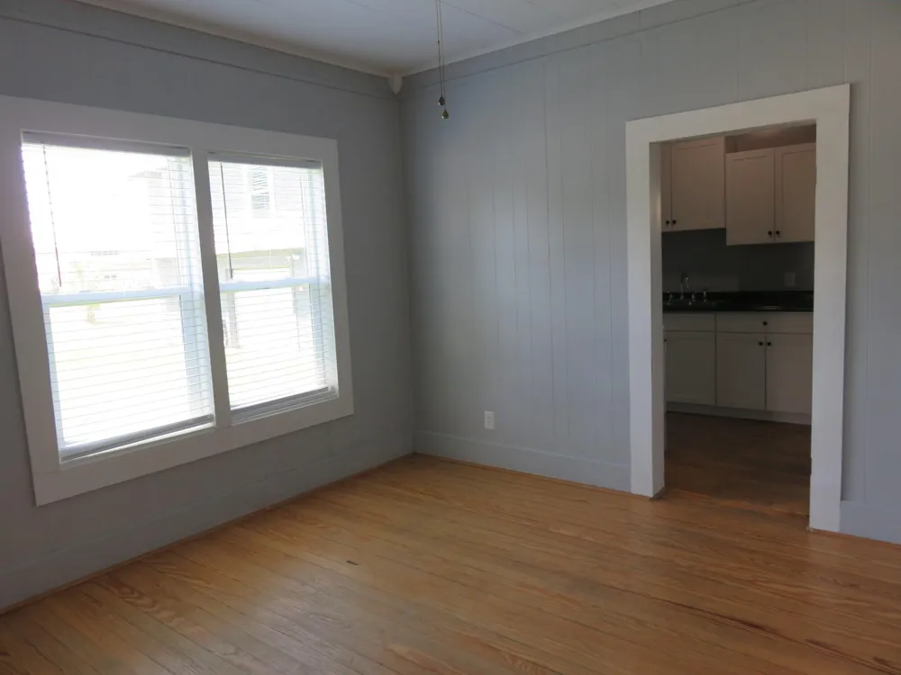 1719 Grand Avenue Liberty, TX 77575