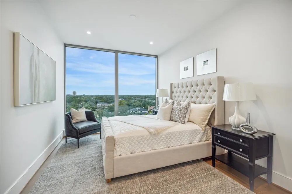 5656 San Felipe Street #606 Houston, TX 77056