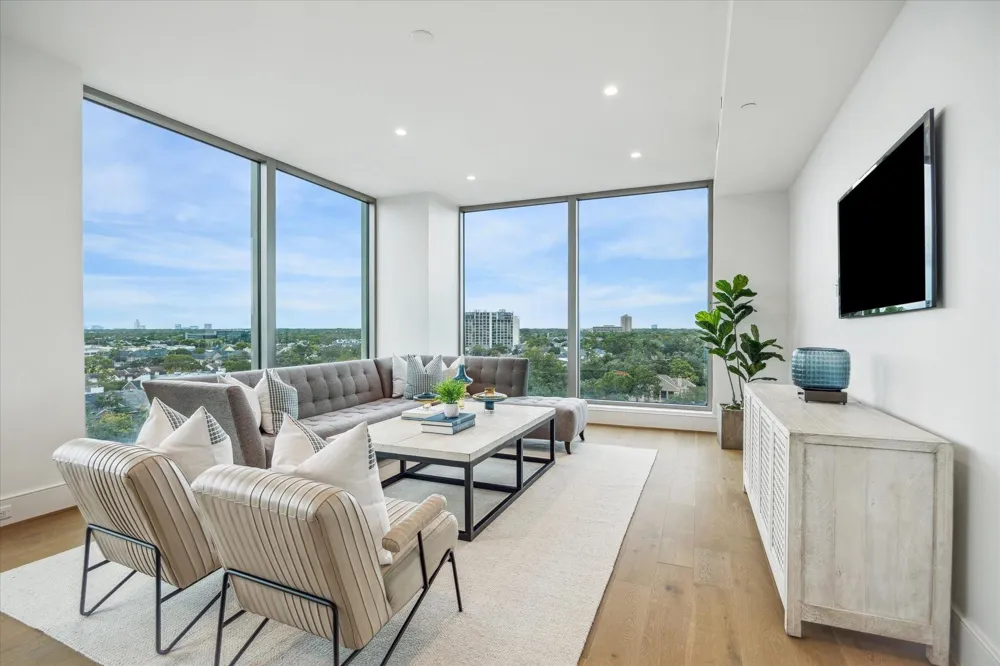 5656 San Felipe Street #606 Houston, TX 77056