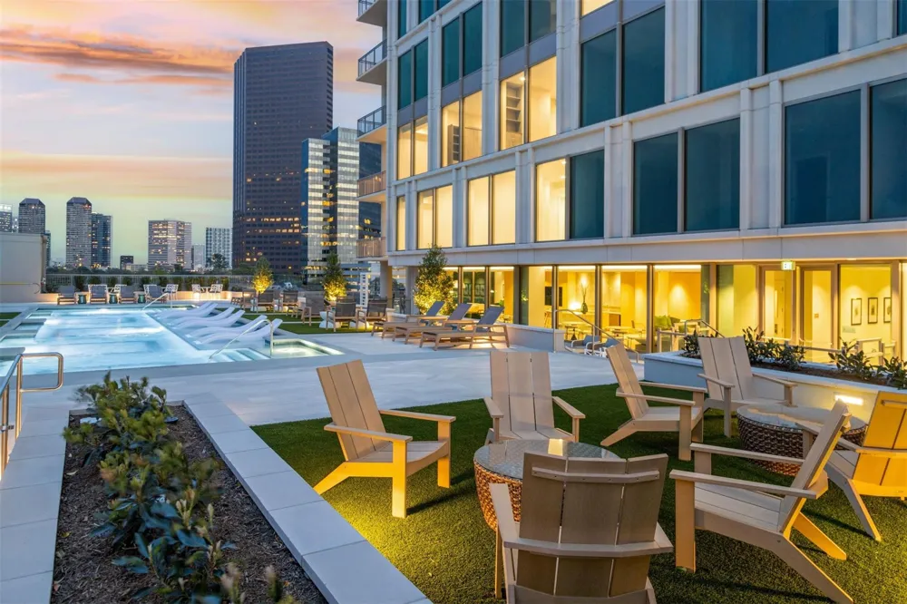 5656 San Felipe Street #606 Houston, TX 77056