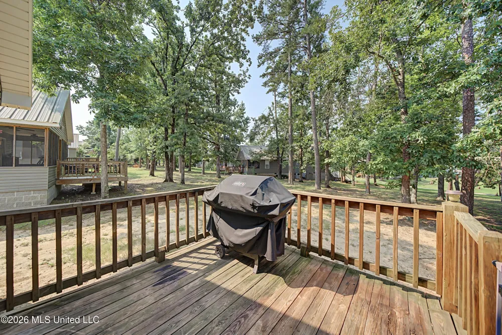 27 Pearl Parkway Iuka, MS 38852