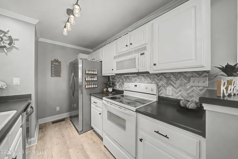 27 Pearl Parkway Iuka, MS 38852