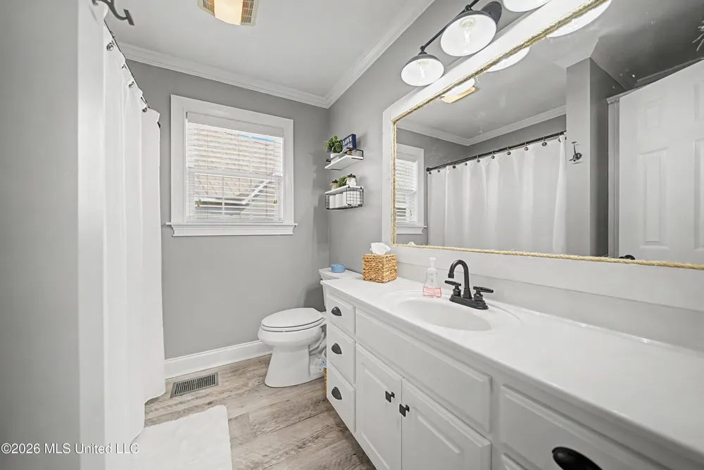 27 Pearl Parkway Iuka, MS 38852