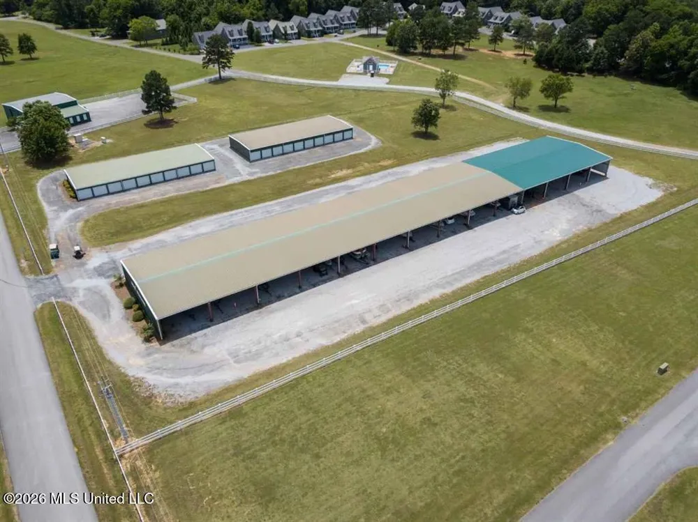 27 Pearl Parkway Iuka, MS 38852