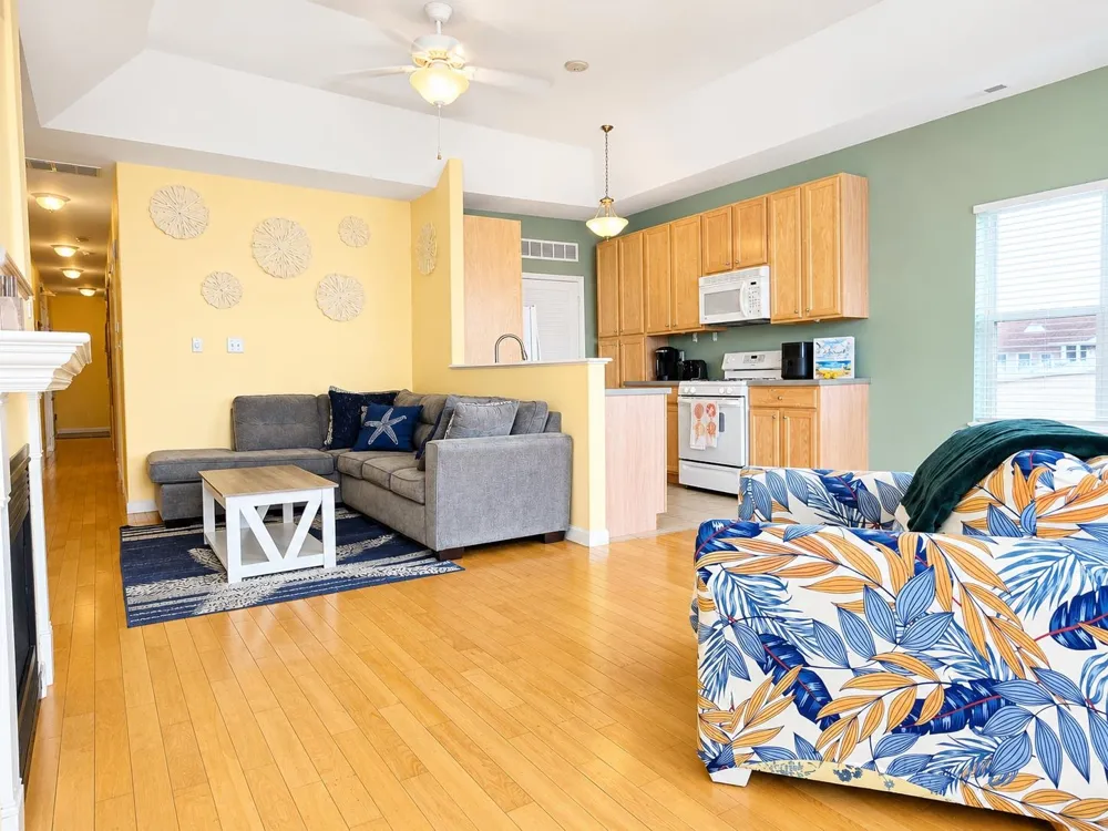 216 E Roberts Avenue Wildwood, NJ 08260