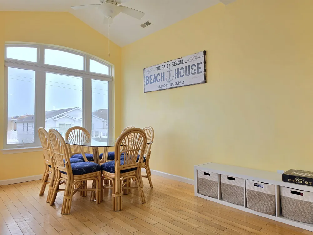 216 E Roberts Avenue Wildwood, NJ 08260