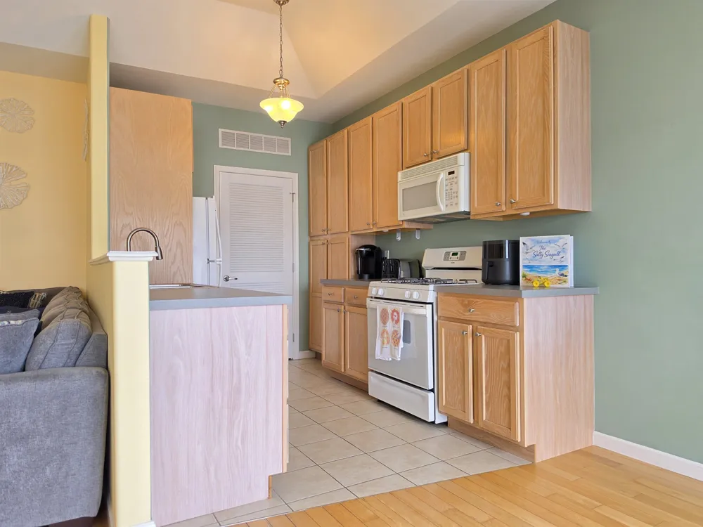 216 E Roberts Avenue Wildwood, NJ 08260