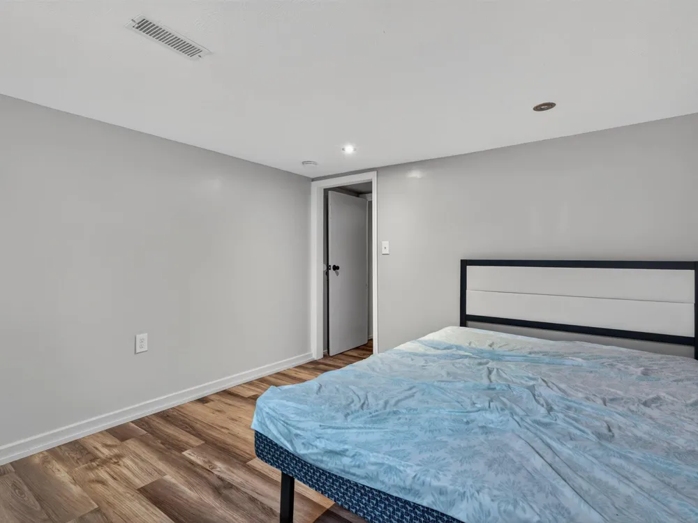 1406 Lincolnway La Porte, IN 46350