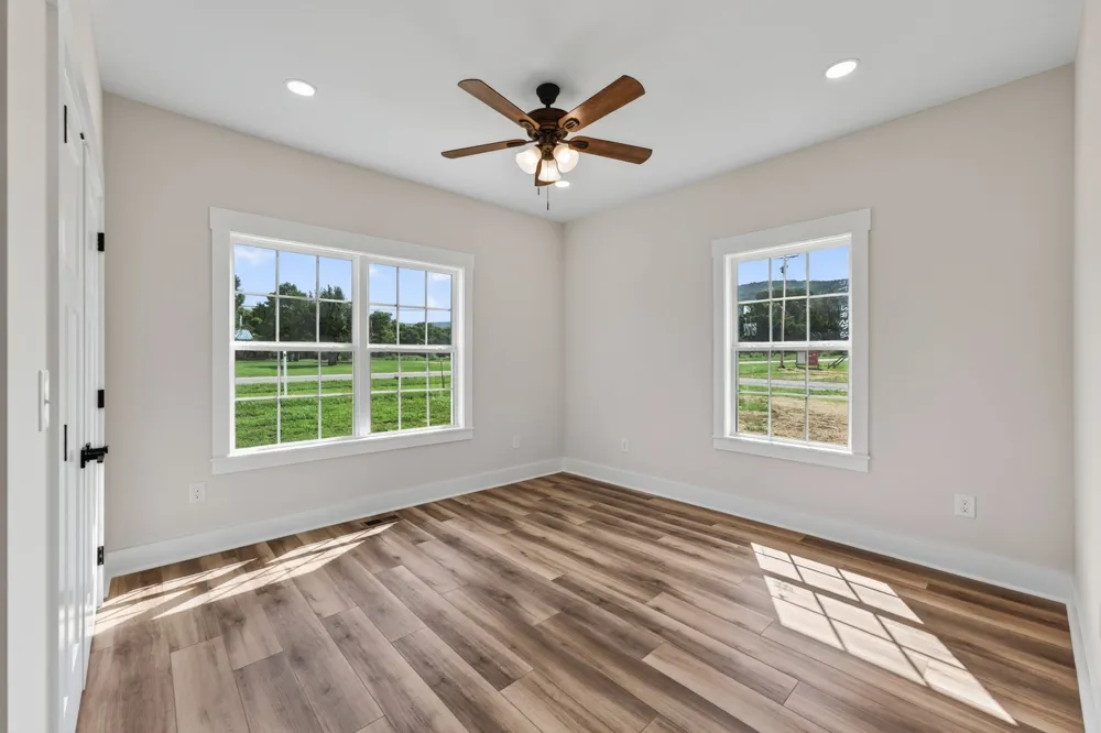 3607 Greenhaw Rd Decherd, TN 37324
