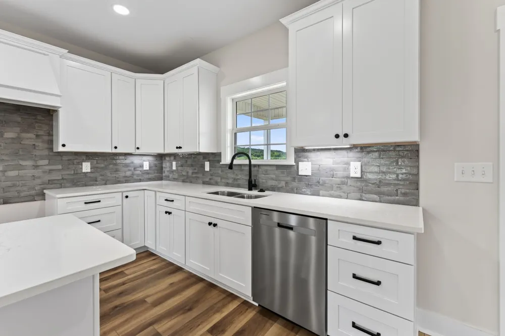 3607 Greenhaw Rd Decherd, TN 37324