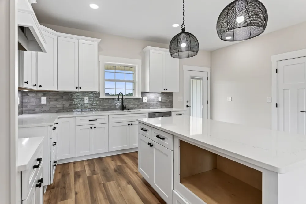 3607 Greenhaw Rd Decherd, TN 37324