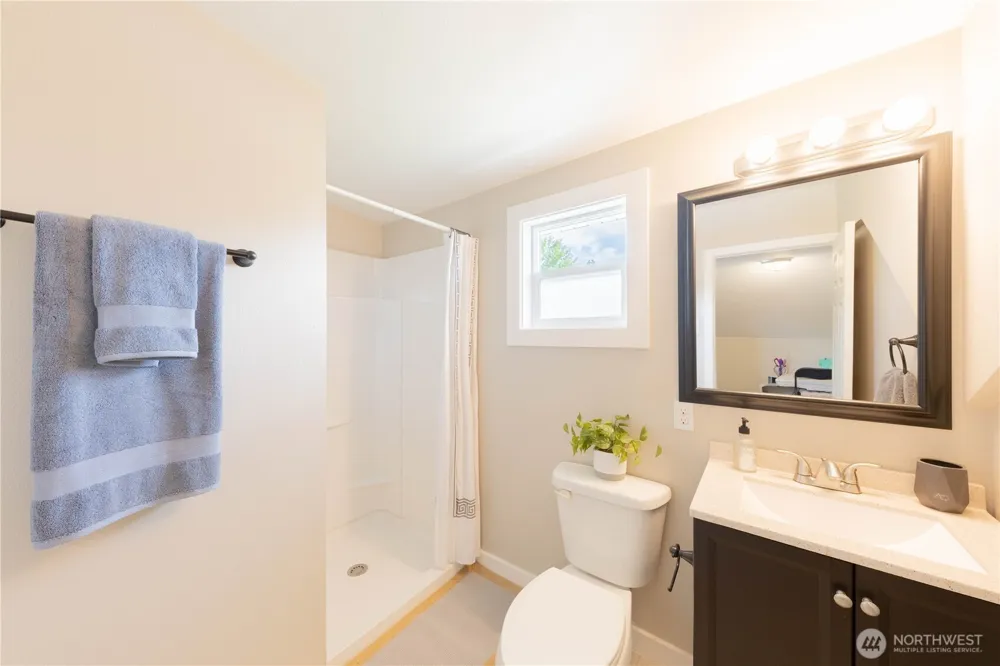 226 5th Street Mount Vernon, WA 98273