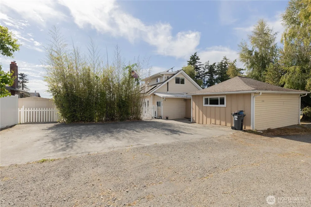 226 5th Street Mount Vernon, WA 98273