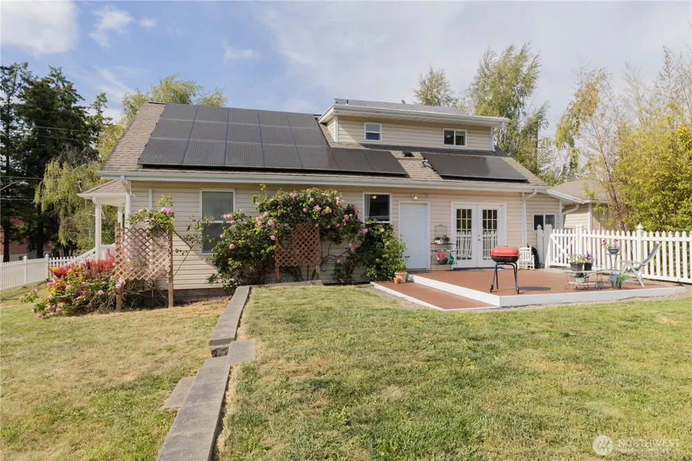 226 5th Street Mount Vernon, WA 98273