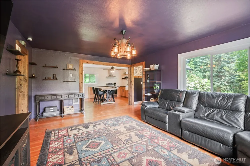 355 Slide Creek Road Longview, WA 98632