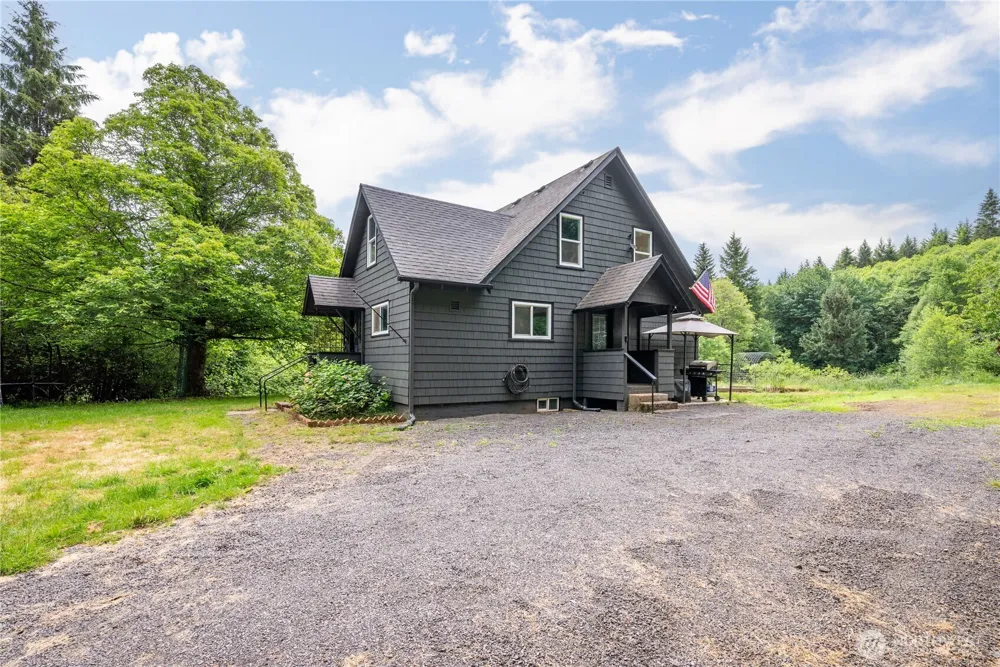 355 Slide Creek Road Longview, WA 98632