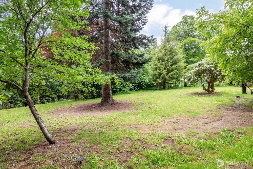 355 Slide Creek Road Longview, WA 98632
