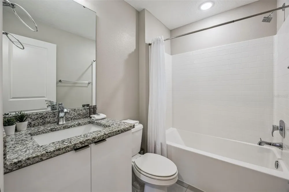 7952 FORMOSA VALLEY PLACE Kissimmee, FL 34747