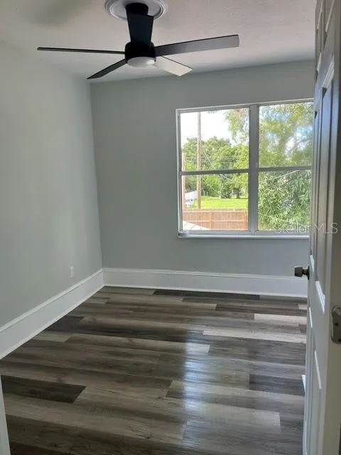 915 SEMINOLE STREET Clearwater, FL 33755