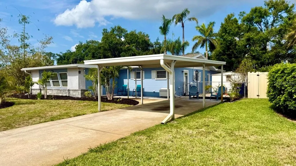 716 50TH STREET COURT W Bradenton, FL 34209