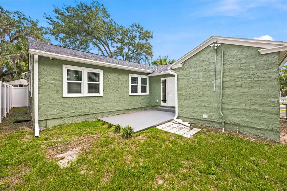 742 SE 12TH STREET ocala, FL 34471
