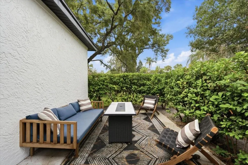 6350 60TH AVENUE St Petersburg, FL 33709