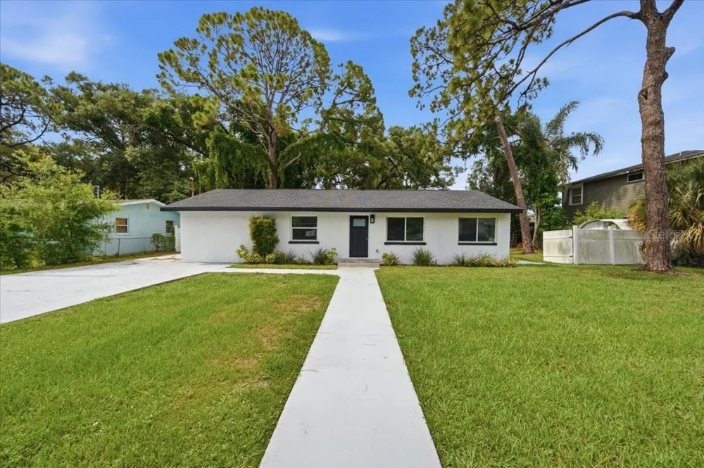 6350 60TH AVENUE St Petersburg, FL 33709