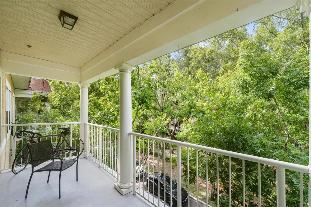 9124 SW 51ST ROAD #302 Gainesville, FL 32608