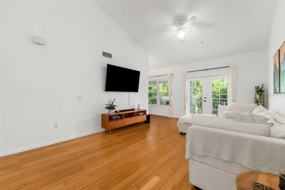 9124 SW 51ST ROAD #302 Gainesville, FL 32608