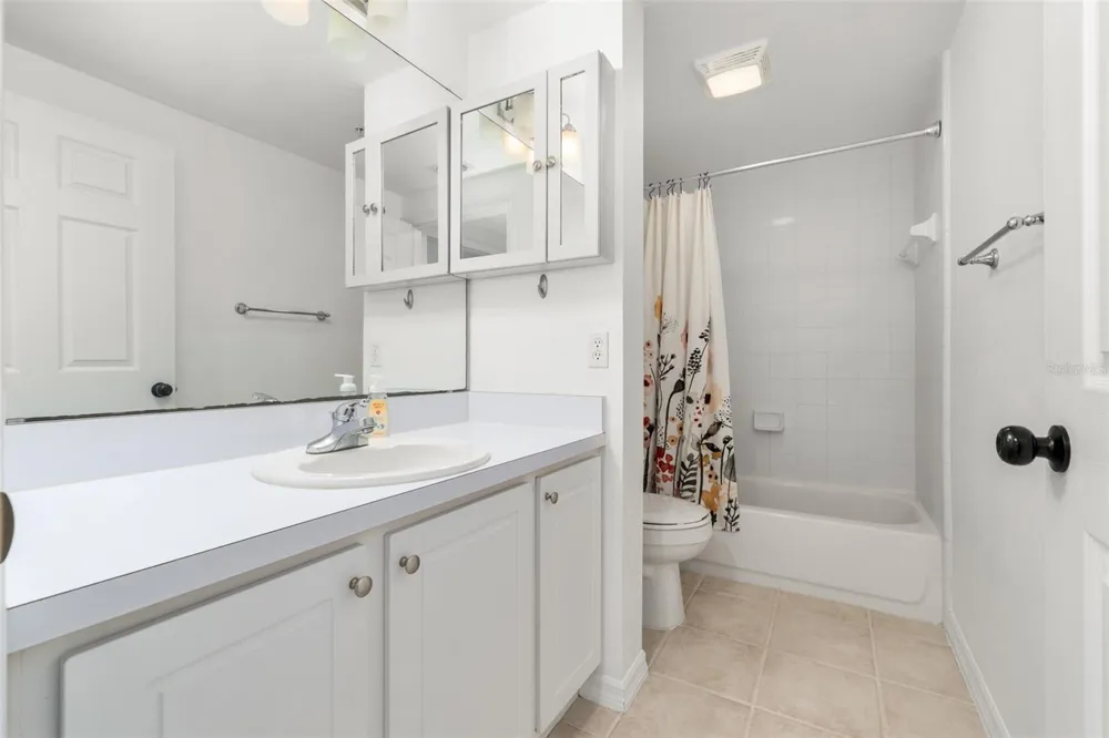 9124 SW 51ST ROAD #302 Gainesville, FL 32608