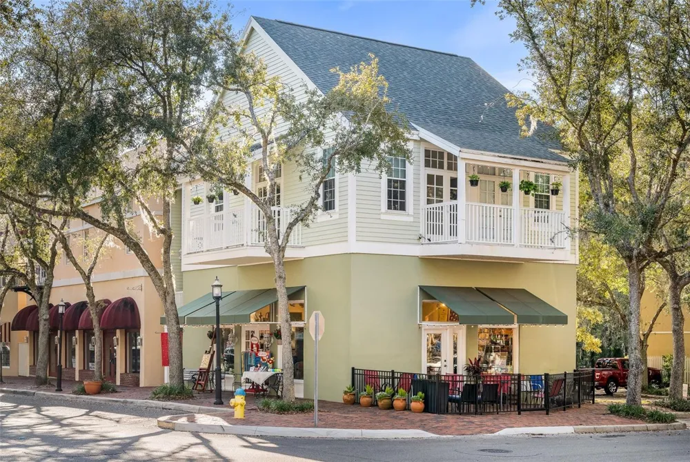9124 SW 51ST ROAD #302 Gainesville, FL 32608