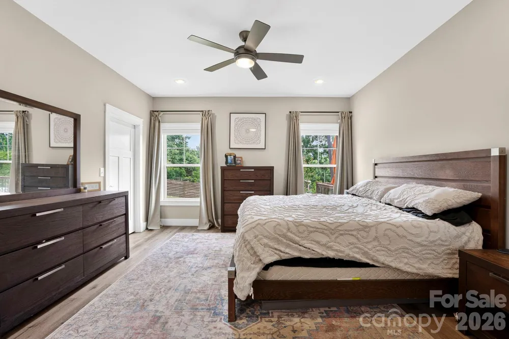 8 Vedder Way Swannanoa, NC 28778