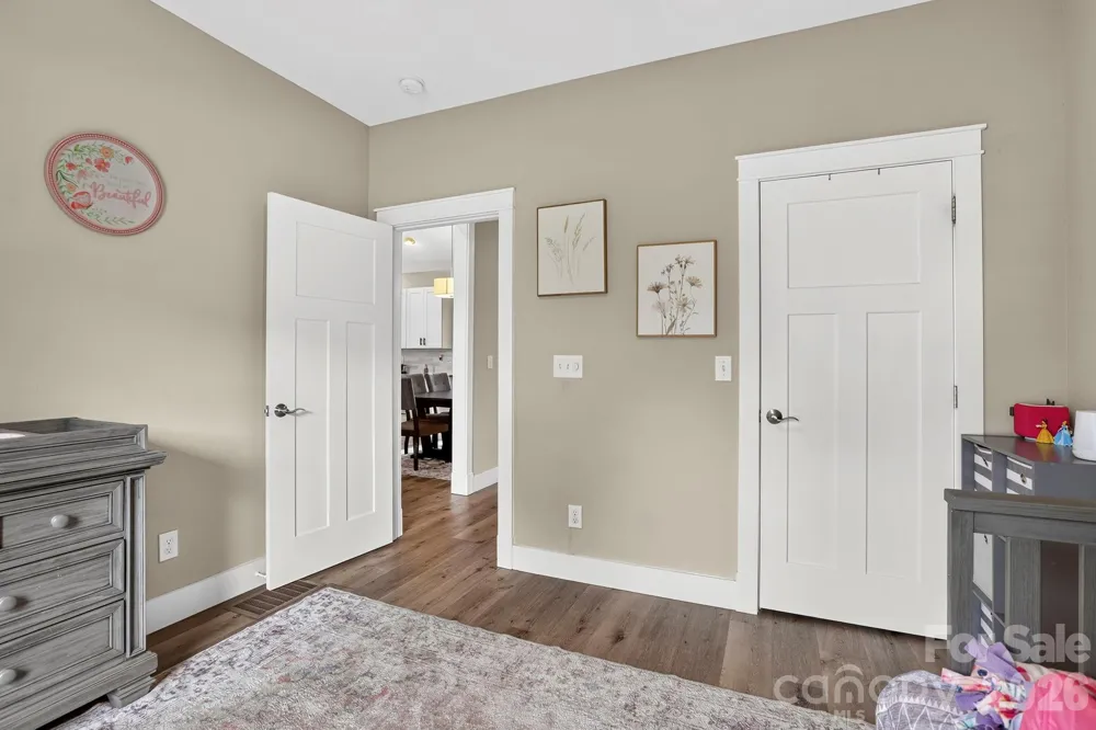 8 Vedder Way Swannanoa, NC 28778