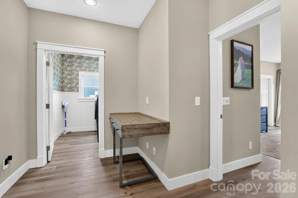 8 Vedder Way Swannanoa, NC 28778