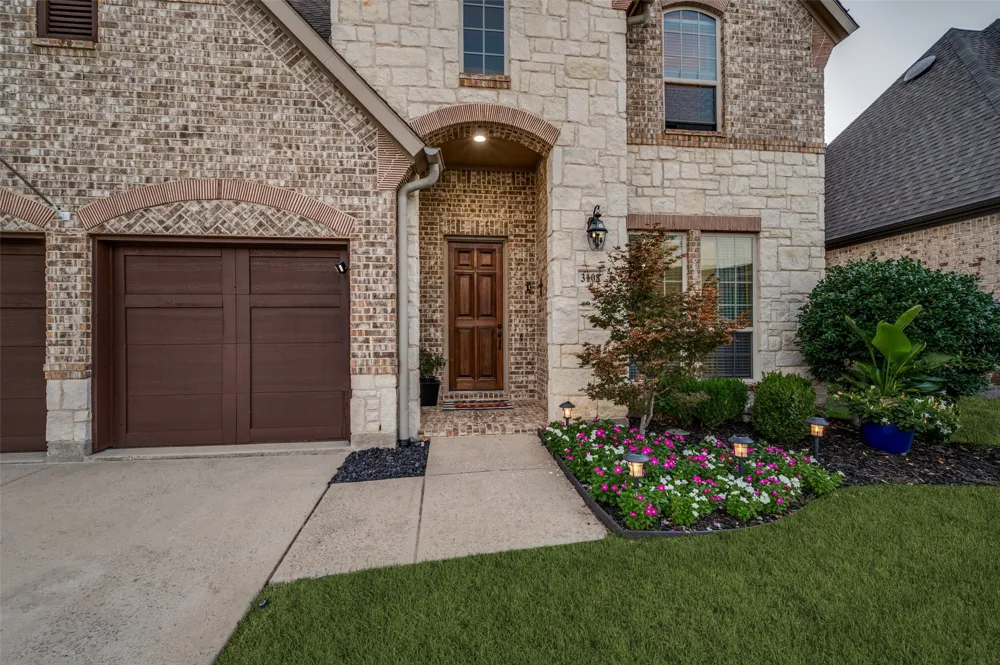 3108 Stonefield The Colony, TX 75056