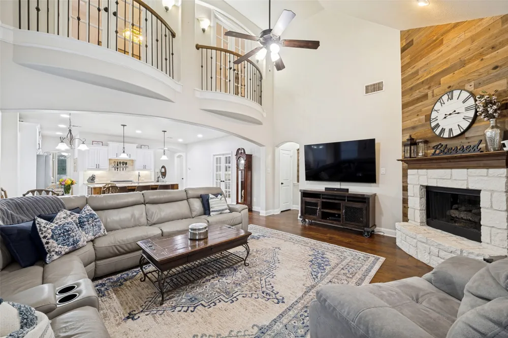 3108 Stonefield The Colony, TX 75056